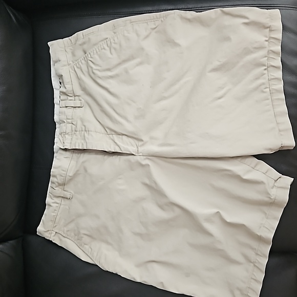 3 PAIRS SIZE 34 CALVIN KLIEN SHORTS - Picture 15 of 15
